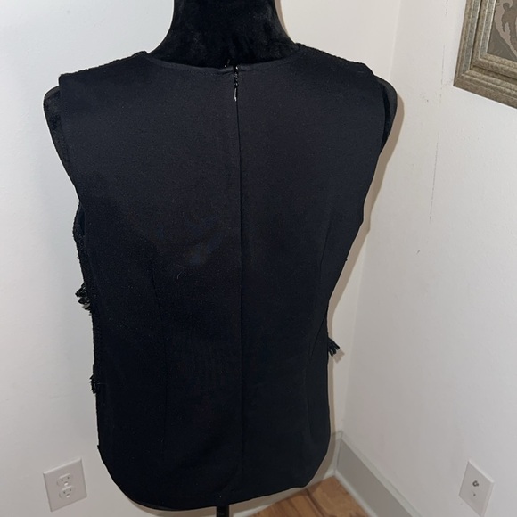 Ann Taylor textured fringe detailing sleeveless round neckline black top blouse - Picture 3 of 11
